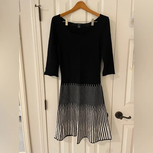 pink tartan brand dress Pink Tartan brand black and white knit fit and flare dress M